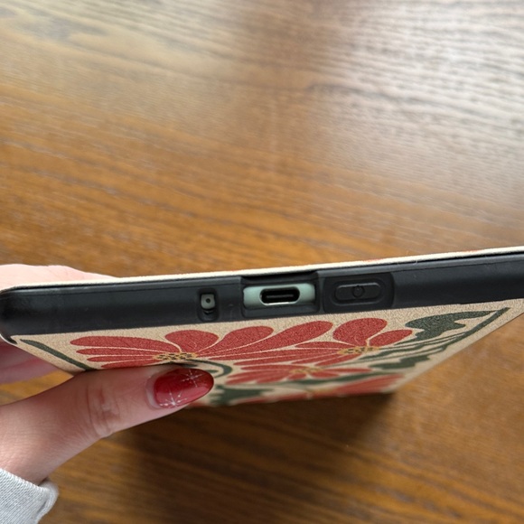 Kindle Paperwhite E-Reader - Picture 3 of 4